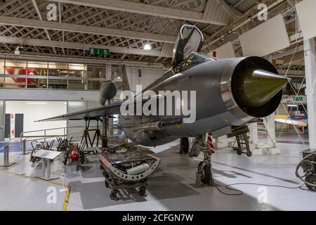 Ein Abfangjäger der British Aircraft Corporation Lightning F6 (1965-88) im RAF Museum, London, Großbritannien. Stockfoto