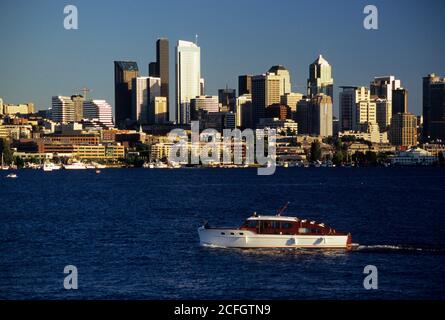 Lake Union mit Innenstadt, Gas Works Park, Seattle, Washington Stockfoto