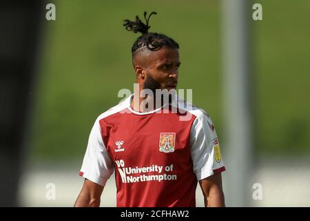 NORTHAMPTON, ENGLAND. 5. SEPTEMBER 2020 Ricky Korboa von Northampton Town während des Carabao Cup Spiels zwischen Northampton Town und Cardiff City im PTS Academy Stadium, Northampton. (Kredit: Leila Coker, MI News) Kredit: MI Nachrichten & Sport /Alamy Live Nachrichten Stockfoto