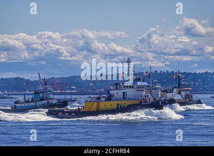 Schlepper-Rennen auf Puget Sound während der Maritime Week, Seattle, Washington USA Stockfoto