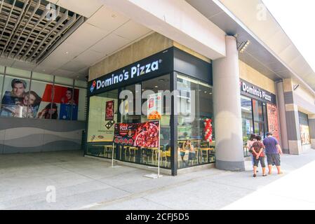 Bangkok, Thailand - 2. September, 2020 : Domino's Pizza Shop brance Front side of Seacon Bangcae Shopping Mall Stockfoto