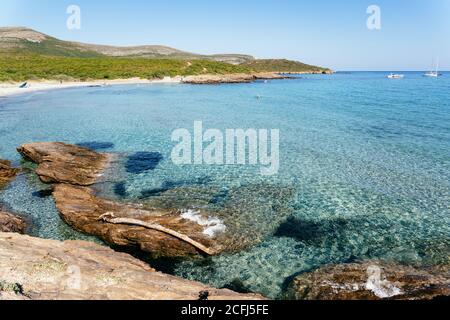 Wilde Meereslandschaft auf dem Pfad des 'Sentier des douaniers', in Kap Corse, Korsika Stockfoto