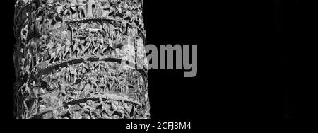 Alte Römer im Krieg. Detail aus der Säule des Kaisers Marcus Aurelius mit Kampfszenen gegen deutsche Barbaren, errichtet im 2. Jahrhundert n. chr. i Stockfoto