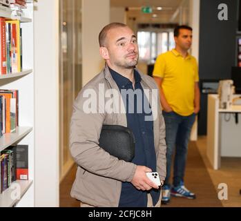 De Meern, Niederlande. September 2020. DE MEER, 06-09-2020 Voetbal International hat heute einen wöchentlichen Podcast über ihren Live-Stream Youtube Kanal gestartet. Wesley Sneijder Kredit: Pro Shots/Alamy Live Nachrichten Stockfoto