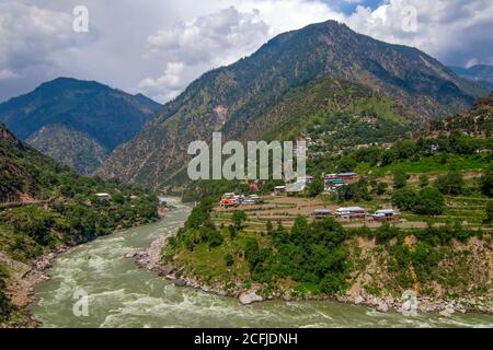 sardari eine schöne Stadt in neelam Tal Kaschmir, Pakistan Stockfoto