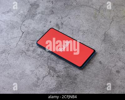 Assam, indien - September 6, 2020 : Shaadi Logo auf Telefon Bildschirm Stock Bild. Stockfoto