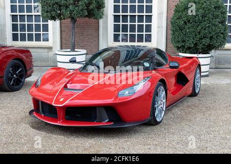 2018 Ferrari LaFerrari Aperta im Hampton Court Concours 2020 Stockfoto