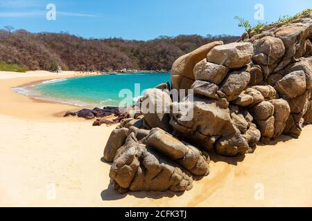 Playa del Organo Strand in Huatulco, Bundesstaat Oaxaca, Mexiko. Stockfoto