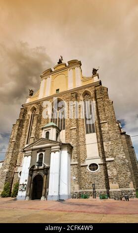 Kirche der Annahme, gotischer Stil, in der ehemaligen Zisterzienserabtei in Kamieniec Ząbkowicki in Niederschlesien, Polen Stockfoto