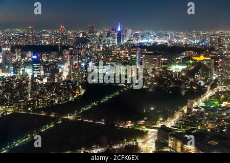 Nachtansicht der Tokyo Skyline von Roppongi Hills. Stockfoto