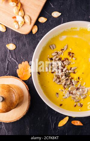 Nahaufnahme einer leckeren Kürbiscreme Stockfoto