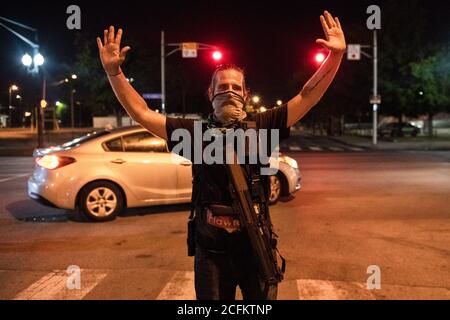 Louisville, Usa. September 2020. LOUISVILLE, KY - 5. SEPTEMBER: Demonstranten demonstrieren im Rahmen des "No Justice, No Derby Protest" am 5. September 2020, dem Tag des Kentucky Derby in Louisville, Kentucky. (Foto: Chris Tuite/ImageSPACE)/Sipa USA Credit: SIPA USA/Alamy Live News Stockfoto