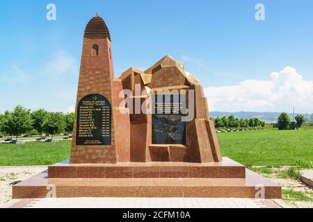 Nazran, Inguschetien, Russland - 02. Juni 2019: Denkmal für die gefallenen Soldaten-Internationalisten der Republik im Denkmal für die Opfer der Politik Stockfoto