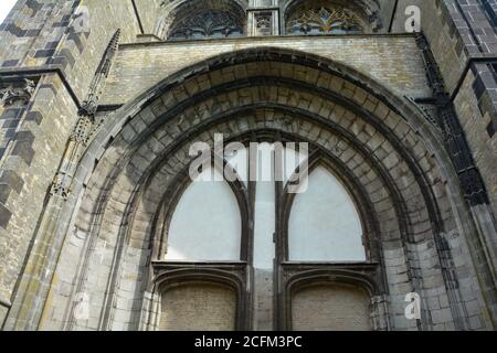 Teil vom alten Turm der Sint-Lievens-Münster in Zierikzee, Niederlande Stockfoto