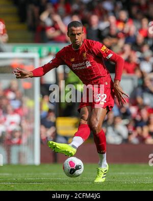 14. September 2019, Liverpool, Liverpool, England; Premier League Fußball, Liverpool vs Newcastle United; Joel Matip (32) von Liverpool während des Spiels Credit: Mark Cosgrove/News Bilder Premier League/EFL Fußball Bilder unterliegen DataCo Lizenz Stockfoto