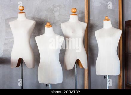 Mannequin Schneider im Lagerraum, Fotoarchiv Stockfoto