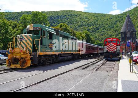 JIM THORPE, PA - 30. AUGUST 2020- Blick auf die historische Lehigh Gorge Scenic Railway of Reading & Northern Railroad in Jim Thorpe, Carbon County, Pennsylvani Stockfoto