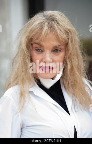 Arielle Dombasle, 77. Filmfestival Venedig in Venedig, Italien am 06. September 2020. Foto von Ron Crusow/imageSPACE/MediaPunch Stockfoto