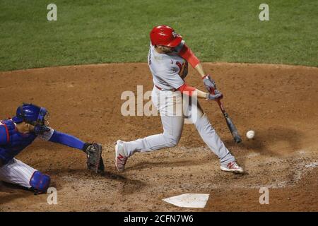 Chicago, Usa. September 2020. St. Louis Cardinals Shortstop Paul DeJong (11) Singles gegen die Chicago Cubs im sechsten Inning im Wrigley Field am Sonntag, 6. September 2020 in Chicago. Foto von Kamil Krzaczynski/UPI Credit: UPI/Alamy Live News Stockfoto