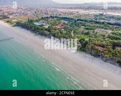DOC Lassen Sie Strand mit weißem Sand, Vietnam Stockfoto