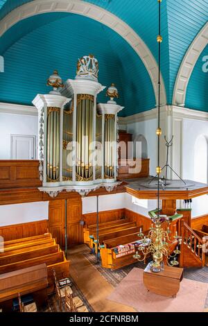 Niederlande, 's-Graveland, Niederländische reformierte Kirche (Nederlands Hervormde Kerk) von 1658. Architekt Dani‘l Stalpaert. Stockfoto