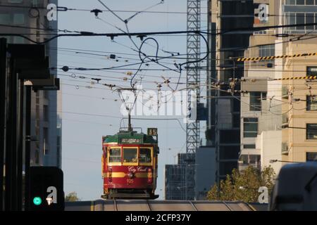 Melbourne Australien. Szenen des täglichen Lebens in Melbourne Australien . Eine historische Straßenbahn in Melbourne. Stockfoto