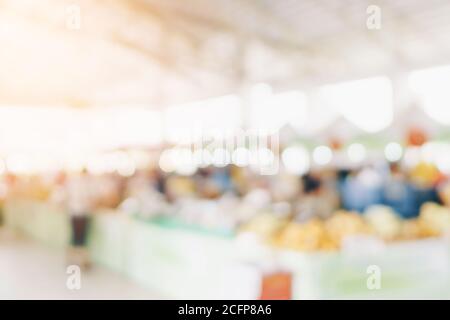 Abstraktes, verschwommenes Bild eines Einkaufszentrums Stockfoto