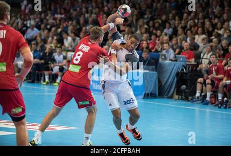 Norwegen schlägt Frankreich 32-29 (17-15) im vier-Nationen-Turnier Golden League 2015 in der Nadderud Arena in Oslo (Gonzales Photo/Jan Erik-Eriksen). Oslo, 08. November 2015. Stockfoto