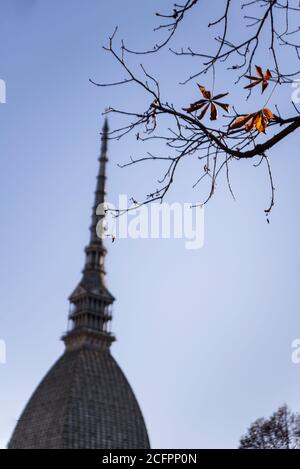 Farbe und monumento der Stadt Turin, Italien. Turin ist die Hauptstadt der Region Piemonte und eine der schönsten Städte Italiens Stockfoto