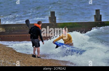 Herumwirren auf Milford am Seeufer Stockfoto