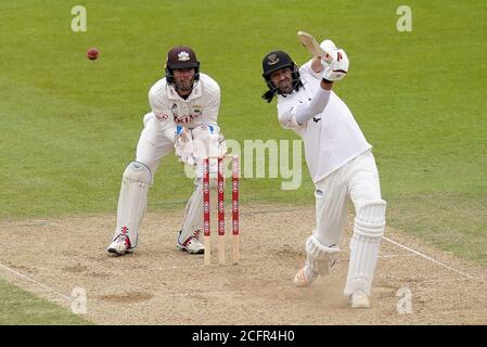 Sussex David Wiese schlug am zweiten Tag des Bob Willis Trophy-Spiels im Kia Oval, London. Stockfoto