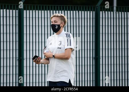 Turin, Italien. September 2020. (9/6/2020) Lina Hurtig von Juventus Frauen in Aktion während der Frauen Serie A Fußballspiel Juventus Frauen gegen San Marino. Juventus gewann über 2-0 San Marino im Juventus Center in Turin (Foto von Alberto Gandolfo/Pacific Press/Sipa USA) Quelle: SIPA USA/Alamy Live News Stockfoto