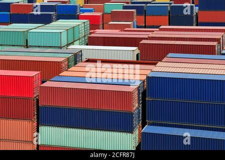 Container Box von Fracht Frachtschiff für Import-Export, logistisches Konzept Stockfoto