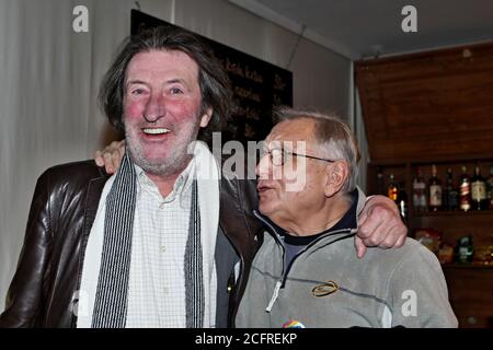 ***6. März 2013 FOTO DES Schauspielers Boleslav Polivka, links, und des Regisseurs Jiri Menzel.*** der tschechische Oscar-prämierte Regisseur Jiri Menzel starb am Samstag Stockfoto