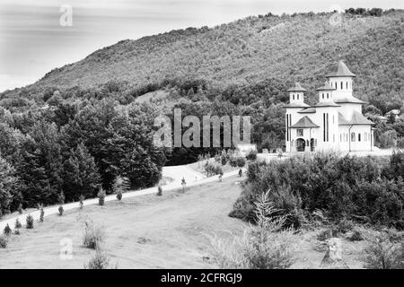 Tolle Fotos: Nicodim's Kirche, Höhlen, Gottes Brücke Stockfoto