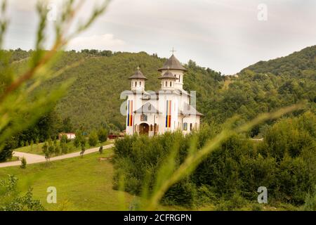 Tolle Fotos: Nicodim's Kirche, Höhlen, Gottes Brücke Stockfoto