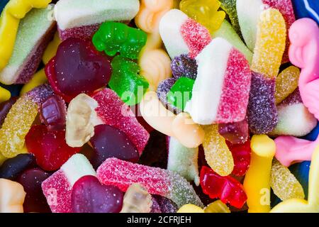 Gemischte Gelee Marmelade, High-Angle-Ansicht des Geschmacks süßen Snack, bunte Süßigkeiten Stockfoto