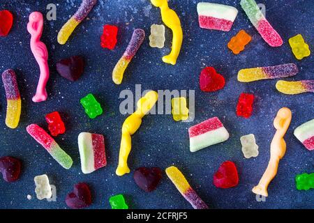 Gemischte Gelee Marmelade, High-Angle-Ansicht des Geschmacks süßen Snack, bunte Süßigkeiten Stockfoto