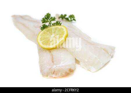 Ohne Knochen rohes Fischfilet isoliert auf weißem Hintergrund Stockfoto