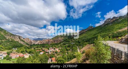 Barrios de Luna Damm in Leon, Spanien Stockfoto