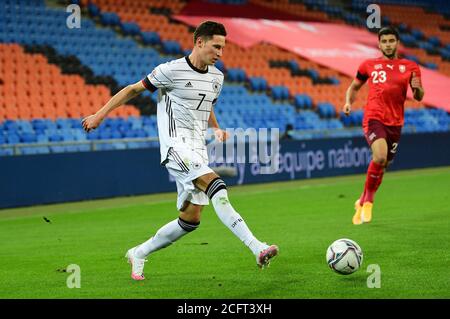 Julian Draxler (Deutschland), Aktion, Einzelaktion, Einzelbild, Ausschnitt, Ganzkörperaufnahme, ganze Figur. Internationales Fußballspiel, UEFA Nations League Division A, 2020/2021, Gruppe 4.2.Spieltag. Schweiz (SUI) - Deutschland (GER) 1-1, am 6. September 2020 in Basel/Schweiz. Foto: Valeria Witters/Witters/POOL via SVEN SIMON Fotoagentur GmbH & Co. Pressefoto KG # Prinzessin-Luise-Str. 41 # 45479 M uelheim/R uhr # Tel 0208/9413250 # Fax. 0208/9413260 # GLS Bank # BLZ 430 609 67 # Konto 4030 025 100 # IBAN DE75 4306 0967 4030 0251 00 # BIC GENODEM1GLS # www.svensimon.net ## DFB/UE Stockfoto