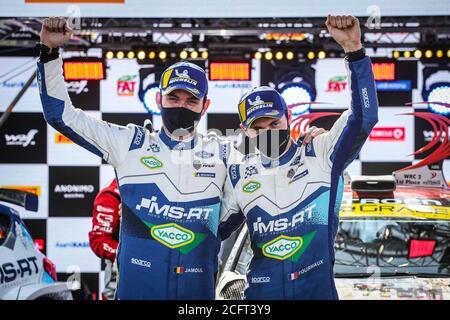 25 FOURMAUX Adrien (FRA), JAMOUL Renaud (FRA), Ford Fiesta R5 MkII, M-Sport Ford WRT WRC 2, Podium, Portrait während der Rallye Estland 2020, 4. Runde Stockfoto