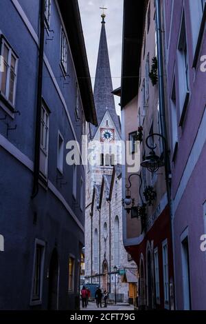 Hallstatt, Österreich - 4. März 2017: Blick auf die Evangelische Kirche in Hallstatt, Österreich Stockfoto