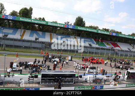 Startaufstellung vor leeren Tribünen, Gradins, während des Formel 1 Gran Premio Heineken D'italia 2020, 2020 Grand Prix von Italien, ab September Stockfoto