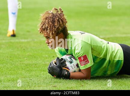 Fußball München - Sand, München 6. September 2020. Jacontha WEIMAR, SC Sand 1 FC BAYERN MÜNCHEN - SC SAND 6-0 - die DFL-VORSCHRIFTEN VERBIETEN DIE VERWENDUNG VON FOTOGRAFIEN als BILDSEQUENZEN und/oder QUASI-VIDEO - 1. Frauen Deutsche Fußballliga, München, 6. September 2020. Saison 2019/2020, Spieltag 1, FCB, München, FC Bayern Campus © Peter Schatz / Alamy Live News Stockfoto