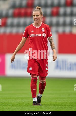 Fußball München - Sand, München 6. September 2020. Simone LAUDEHR, FCB Women Nr. 21 FC BAYERN MÜNCHEN - SC SAND 6-0 - die DFL-VORSCHRIFTEN VERBIETEN DIE VERWENDUNG VON FOTOGRAFIEN als BILDSEQUENZEN und/oder QUASI-VIDEO - 1. Frauen Deutsche Fußballliga, München, 6. September 2020. Saison 2019/2020, Spieltag 1, FCB, München, FC Bayern Campus © Peter Schatz / Alamy Live News Stockfoto