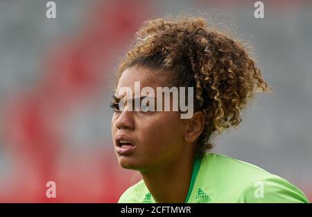 Fußball München - Sand, München 6. September 2020. Jacontha WEIMAR, SC Sand 1 FC BAYERN MÜNCHEN - SC SAND 6-0 - die DFL-VORSCHRIFTEN VERBIETEN DIE VERWENDUNG VON FOTOGRAFIEN als BILDSEQUENZEN und/oder QUASI-VIDEO - 1. Frauen Deutsche Fußballliga, München, 6. September 2020. Saison 2019/2020, Spieltag 1, FCB, München, FC Bayern Campus © Peter Schatz / Alamy Live News Stockfoto