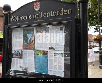 Willkommen bei Tenterden Informationboard. Stockfoto