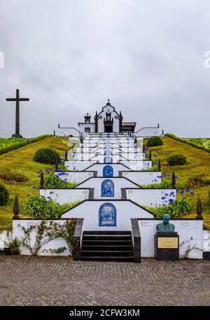 Vila Franca do Campo, Portugal, Ermida de Nossa Senhora da Paz. Kapelle der Muttergottes des Friedens auf der Insel Sao Miguel, Azoren. Kapelle unserer Lieben Frau des Friedens, Sao M Stockfoto