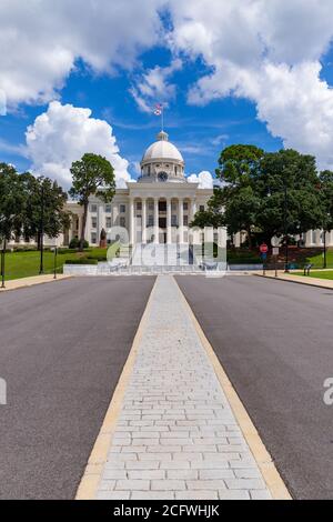 Montgomery, AL / USA - 27. August 2020: Alabama State Capitol Gebäude in Montgomery Alabama Stockfoto